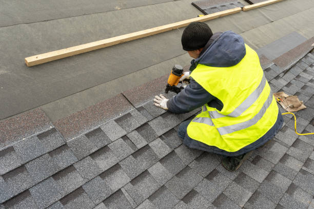 Best Shingle Roofing Installation  in Smithville Sanders, IN